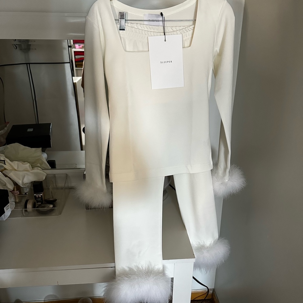 Sleeper the Weekend Chic Set with Leggings